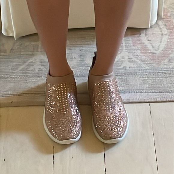 Lauren Lorraine Women's Pink/rose gold/ nude Slip-On sparkle Sneakers - Picture 9 of 10